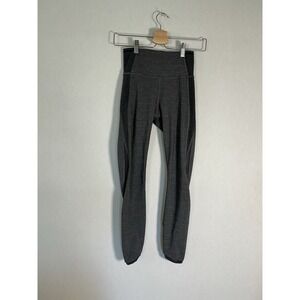 Lululemon Size 4 Hit It Crop High Rise 7/8 Gray Leggings Cropped EUC‎